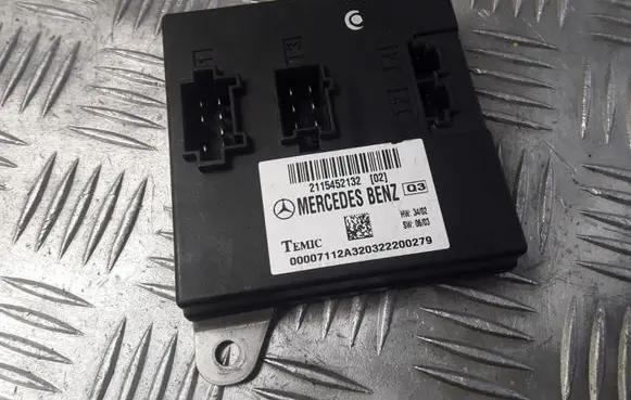 Mercedes-Benz E W211 Comfort/convenience module 2115452132 211545213202