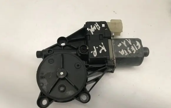 Ford Fiesta Front door window regulator motor 0130822406