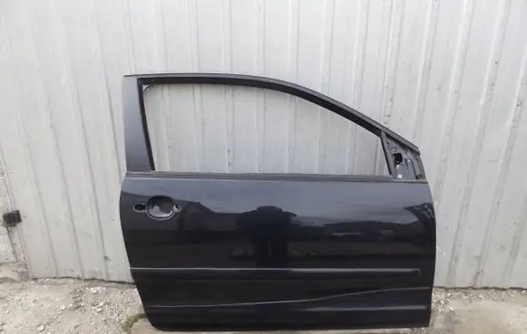 Volkswagen Cross Polo Front door