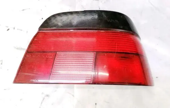 BMW 5 E39 Rear/tail lights 8358032 2vp00724002