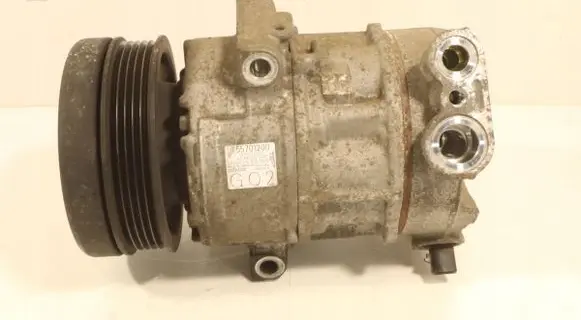 Opel Corsa D Air conditioning (A/C) compressor (pump) 55701200