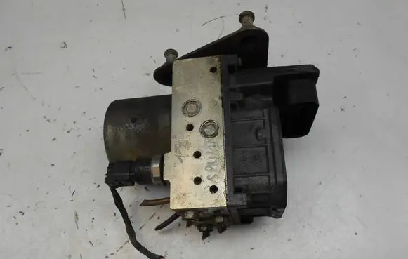 Mercedes-Benz Sprinter W901 W902 W903 W904 ABS Pump A0004469289 0130108078