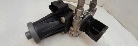 Peugeot 5008 II EGR valve 9829870080
