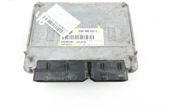 Volkswagen Polo IV 9N3 Engine control unit/module 5WP40124 03D906032C