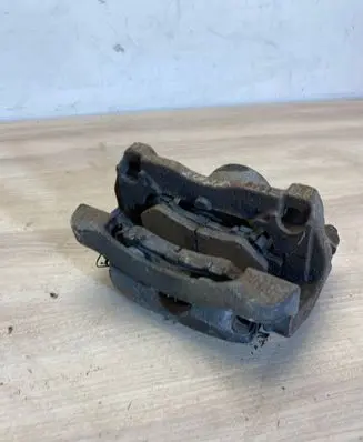 Nissan Qashqai Front brake caliper