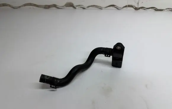 Volkswagen PASSAT B8 Exhaust gas pressure sensor 04L906051B