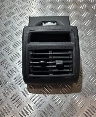 Volkswagen Golf VIII Rear air vent grill 5H0864298A