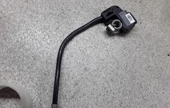 BMW X5 E70 Negative earth cable (battery) 9215954