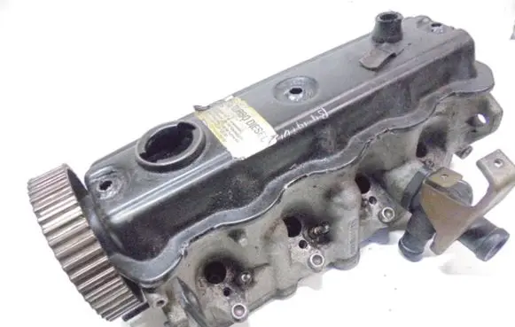 Audi 80 90 S2 B4 Engine head 028103373N