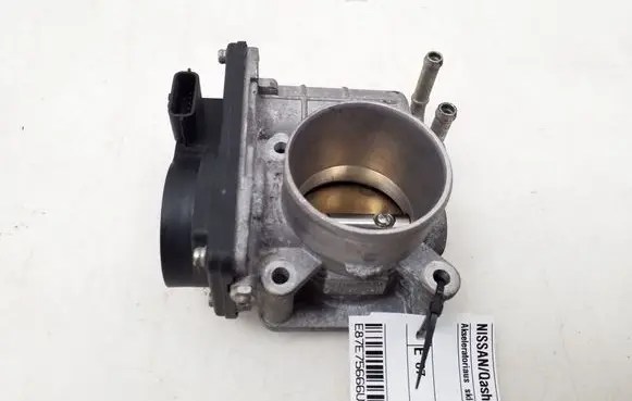 Nissan Qashqai Throttle valve 