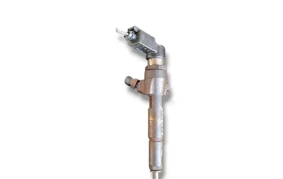 Fuel injector