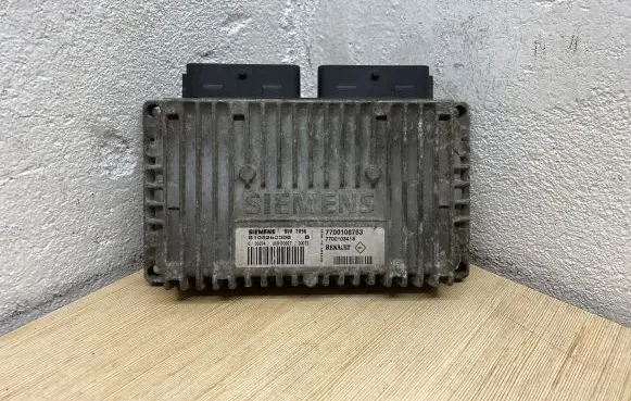 Renault Scenic I Gearbox control unit/module S105280008 7700108763 BVATA96