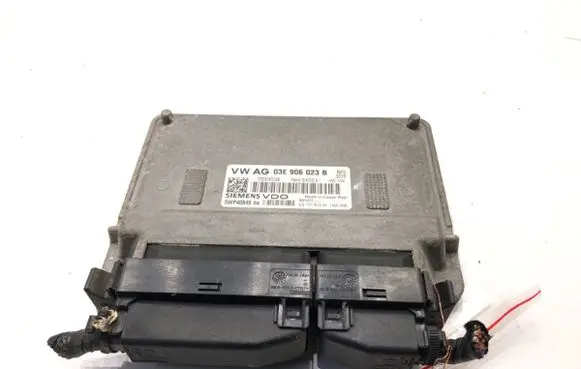 Skoda Fabia Mk1 (6Y) Engine control unit/module ECU 03E906023B