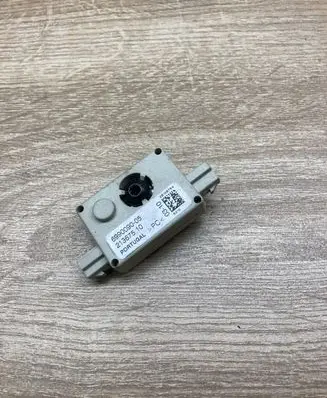 BMW 6 F06 Gran coupe Aerial antenna amplifier 6990090 213675