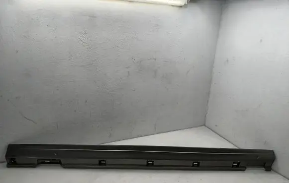 Volkswagen PASSAT CC Front sill trim cover 3C8853856B