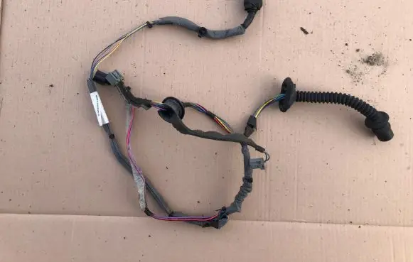 Volvo V70 Rear door wiring loom 9452523005