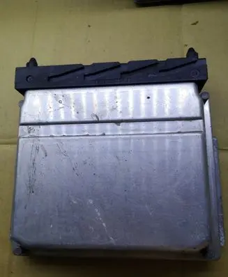 Volvo S80 Engine control unit/module 08667710A