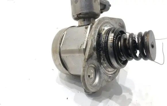 Jaguar XF Fuel injection high pressure pump 0261520198