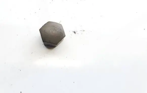 Audi TT TTS Mk2 Wheel nut cap/cover 321601173a