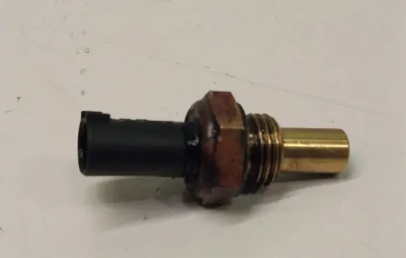 Mercedes-Benz Sprinter W906 Coolant temperature sensor A0051532328