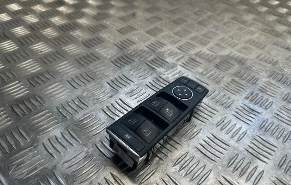 Mercedes-Benz C W204 Electric window control switch A2049055302
