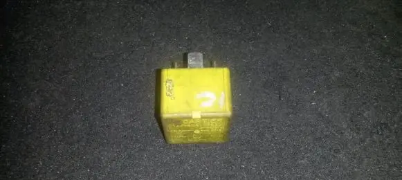 Renault Scenic I Other relay 7700844253
