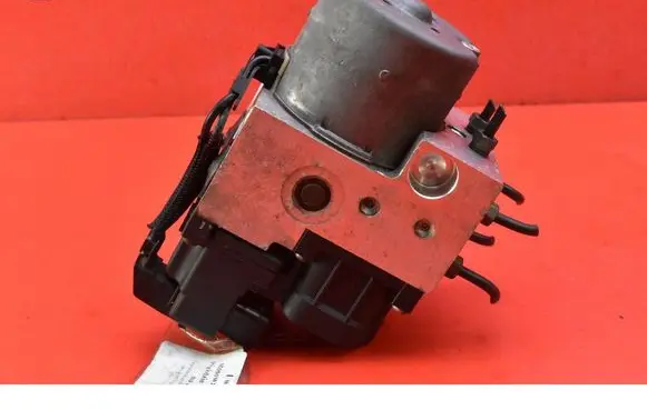 Toyota Yaris Verso ABS Pump 44510-0D011