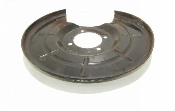 Opel Zafira C Rear brake disc plate dust cover Nėra