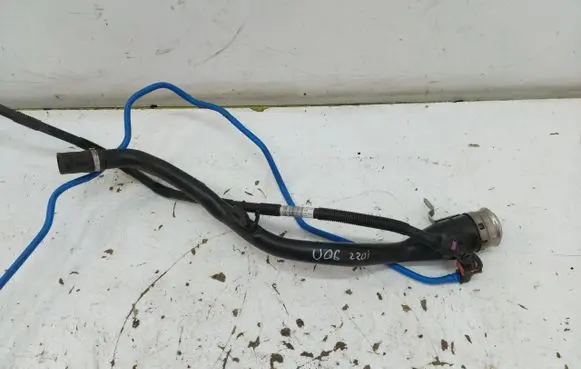 BMW 2 Active Tourer U06 Fuel tank filler neck pipe 8741456