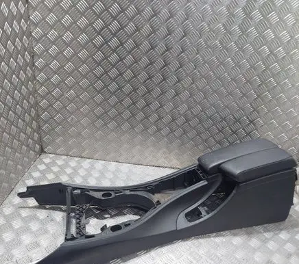 BMW 3 E90 E91 Center console E116231102 E116231127