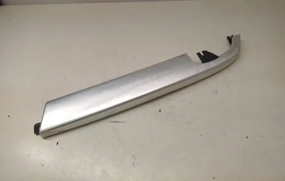 Land Rover Discovery Sport Dashboard glove box trim FK72640E73BE