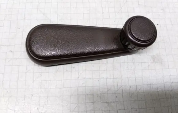 Volkswagen Jetta II Front door window winding handle 191837579