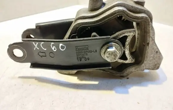 Volvo XC60 Engine mount bracket 6G926P082AB 31262935
