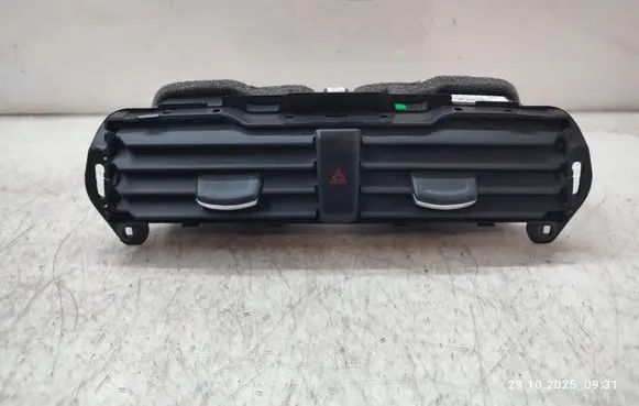 Ford Mondeo MK V Dash center air vent grill DS7319K617A