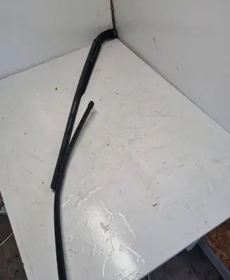 Audi A8 S8 D4 4H Front wiper blade arm 3392125892