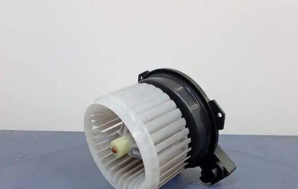 Mitsubishi Space Star Heater fan/blower