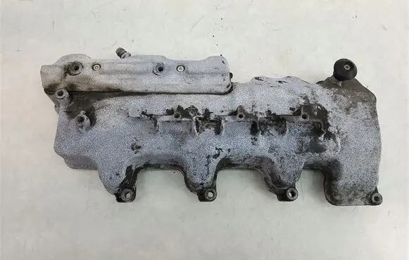 Mercedes-Benz ML W163 Rocker cam cover 