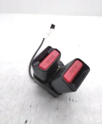 Renault Kadjar Rear seatbelt buckle 