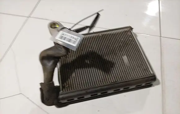 Audi A6 S6 C6 4F A/C cooling radiator (condenser) 