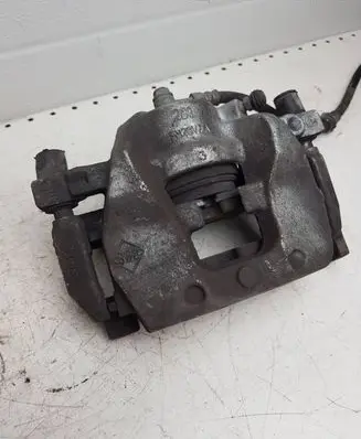 Nissan Qashqai J12 Front brake caliper M28VZA