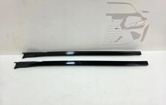 BMW X7 G07 Door glass rail 