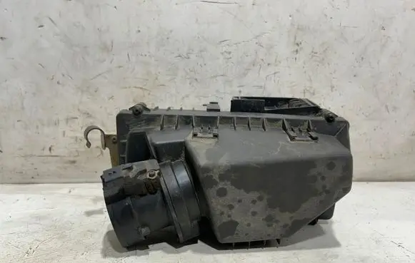 Peugeot 508 Air filter box 9644910780