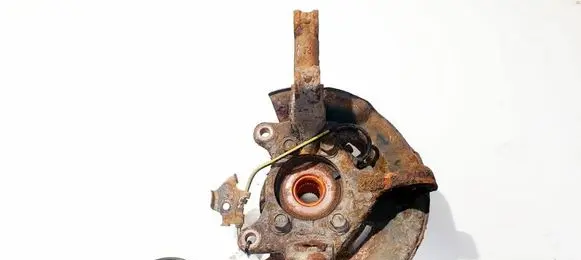 Toyota Auris 150 Front wheel hub 