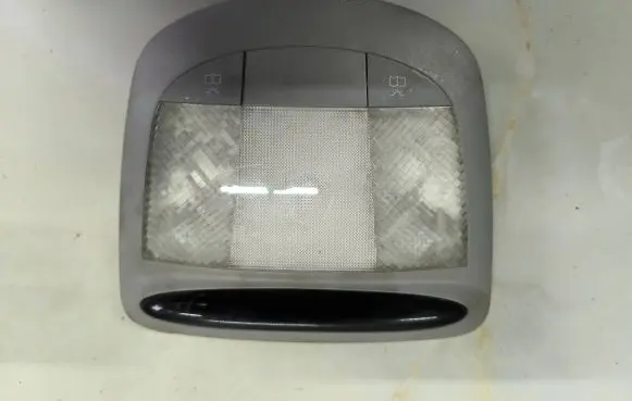 Mercedes-Benz GL X164 Rear seat light A1648200423 1023666000 ZGS001