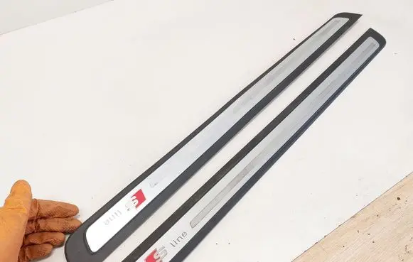 Audi A5 Sportback 8TA Front sill trim cover