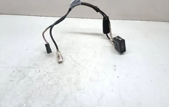 BMW 3 E92 E93 AUX in-socket connector 9129368