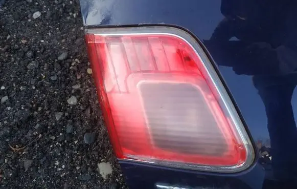 Toyota Avensis T270 Tailgate rear/tail lights