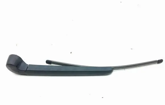 Rear wiper blade arm