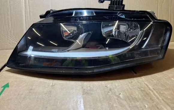 Audi A4 S4 B8 8K Headlight/headlamp