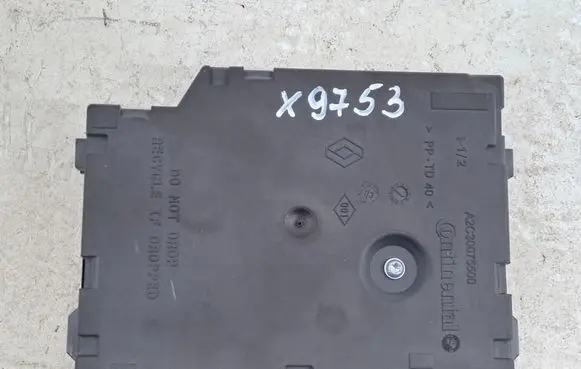 Renault Captur Ignition key card reader 285906535R
